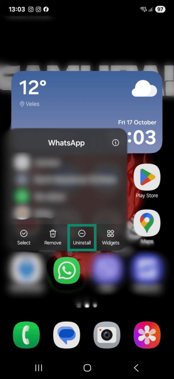 Android home screen, showing the WhatsApp app quick actions, with the Uninstall option highlighted.